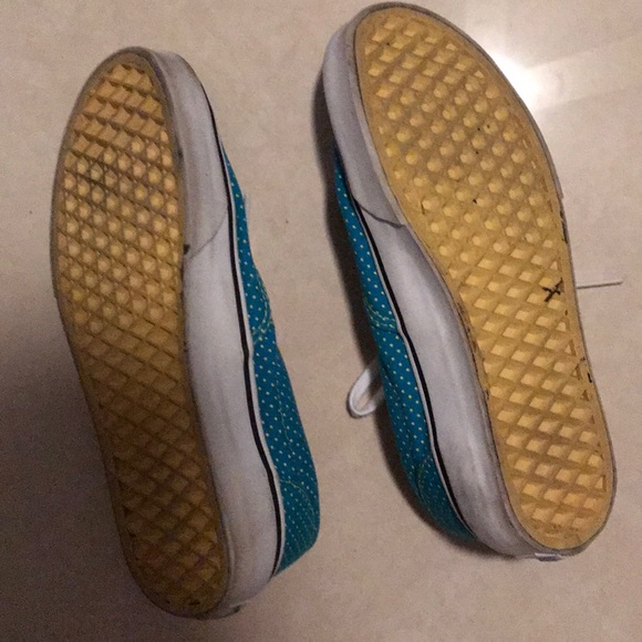 Vans authentic. Women’s size 7 - Picture 4 of 4